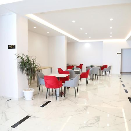 Relax Mea Hotel Саранда Экстерьер фото