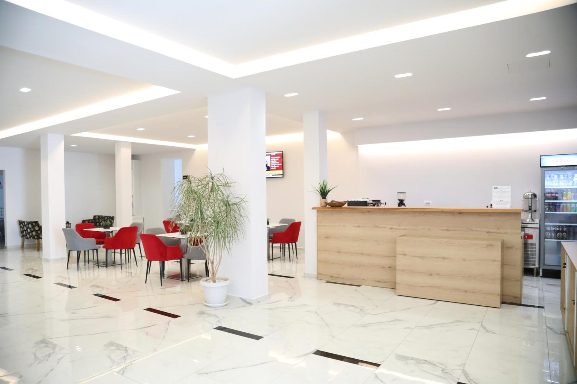 Relax Mea Hotel Саранда Экстерьер фото