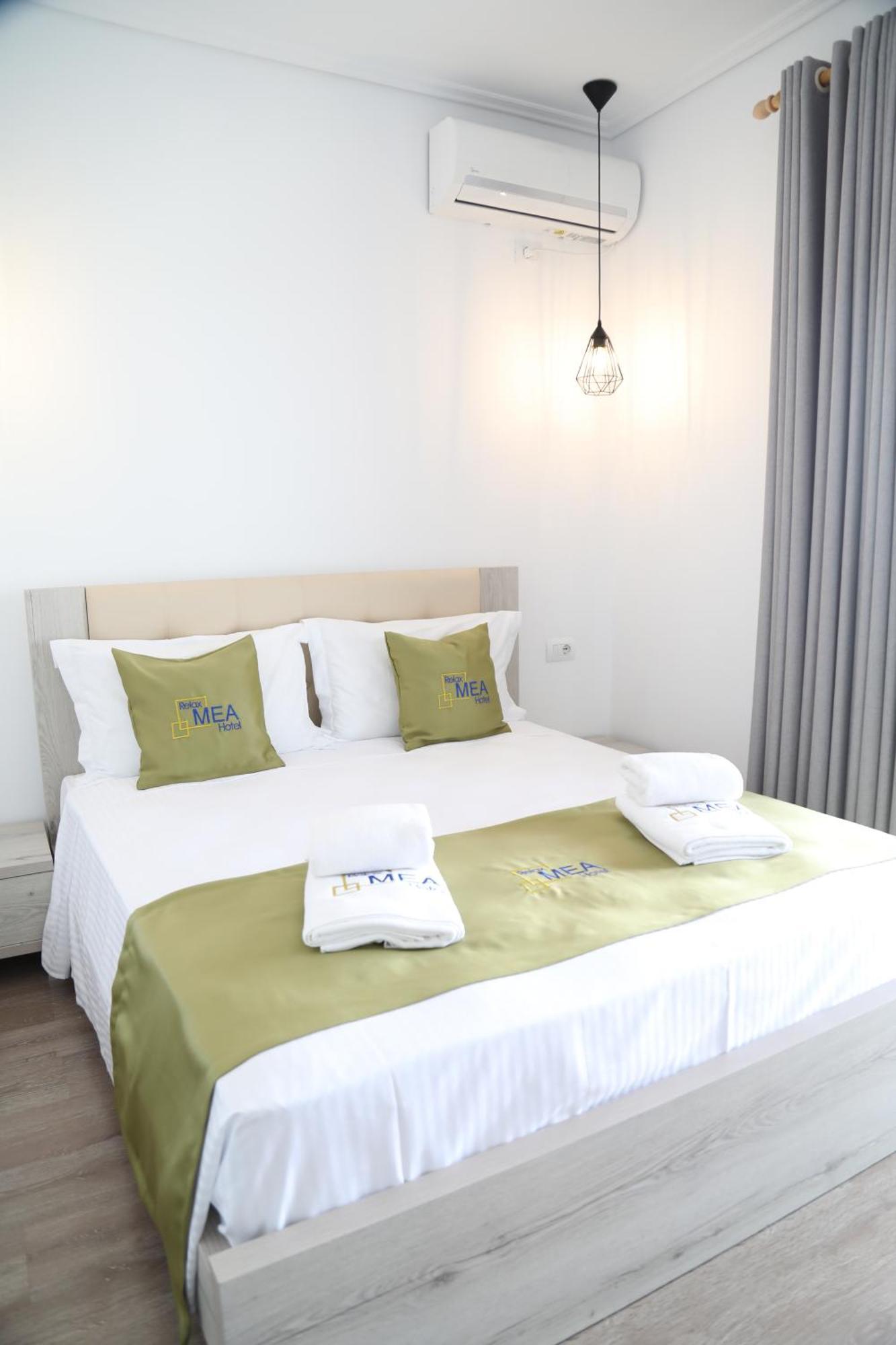 Relax Mea Hotel Саранда Экстерьер фото