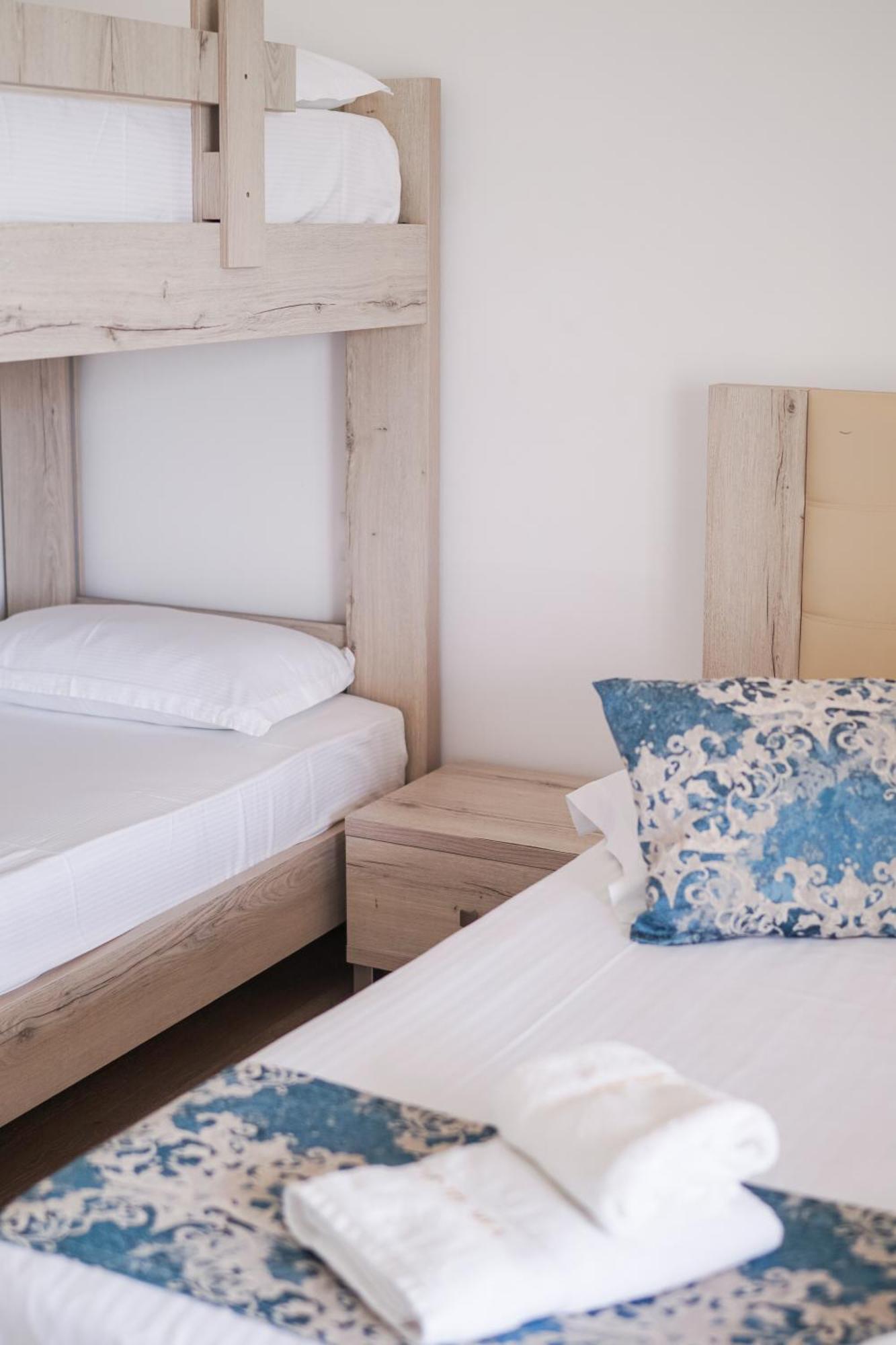 Relax Mea Hotel Саранда Экстерьер фото